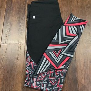 Like New Fabletics Tribal Print Leggings Sz Sml